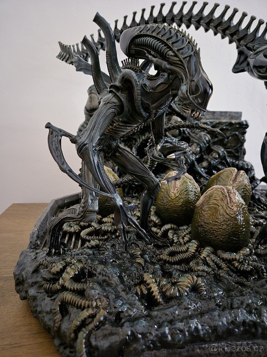 Alien Queen Prime 1 Studio - 6