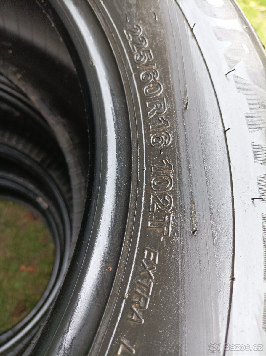 Zimní pneumatiky s hroty Bridgestone 225/60/16 - 6