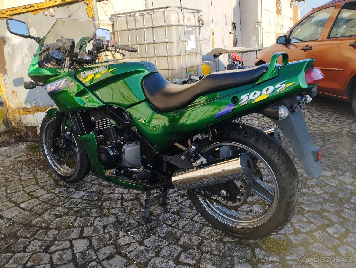 Kawasaki gpz 500 - 6