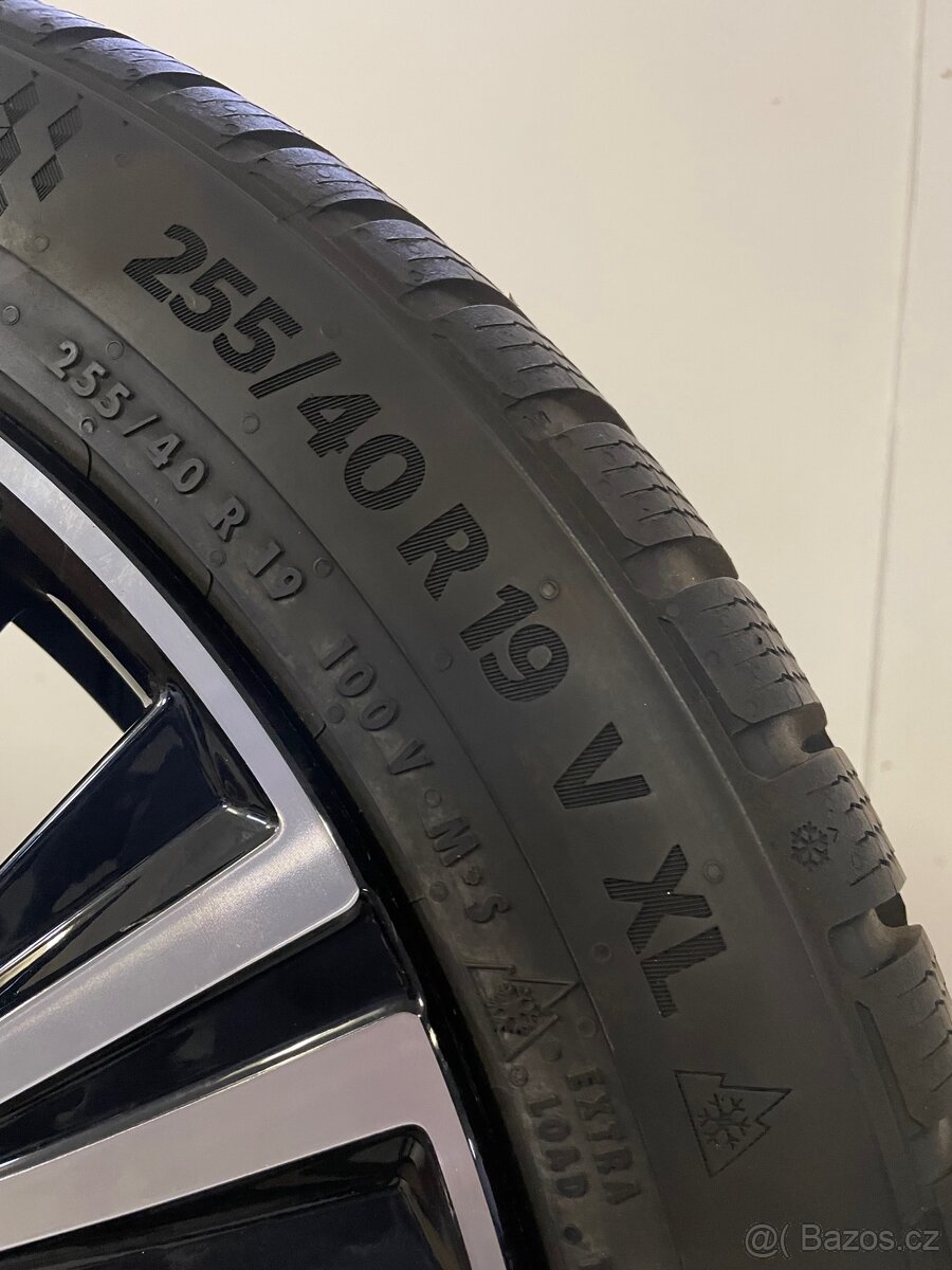 Orig zimni Volvo V90 S90 II r19 255/40/19 98% - 6