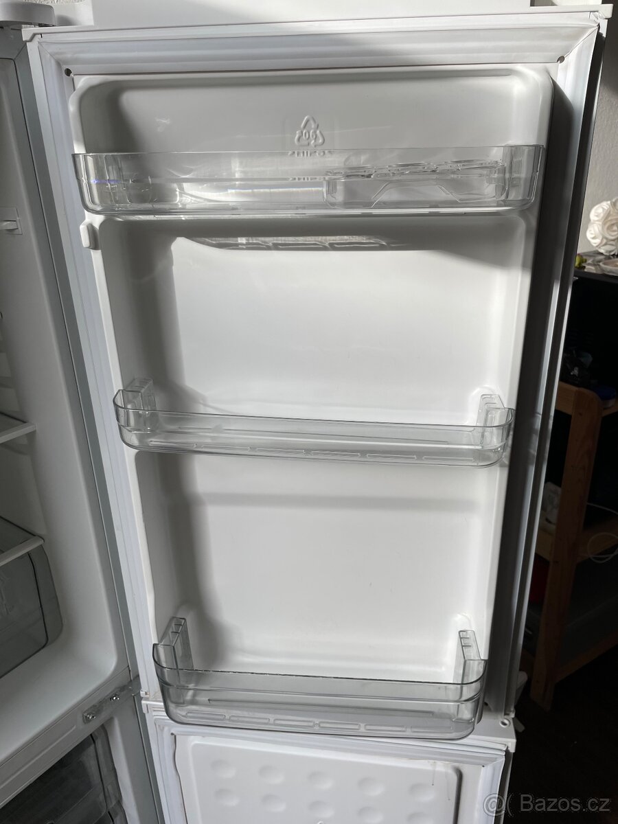 Prodám ledničku GODESS – kompaktní a funkční - 6