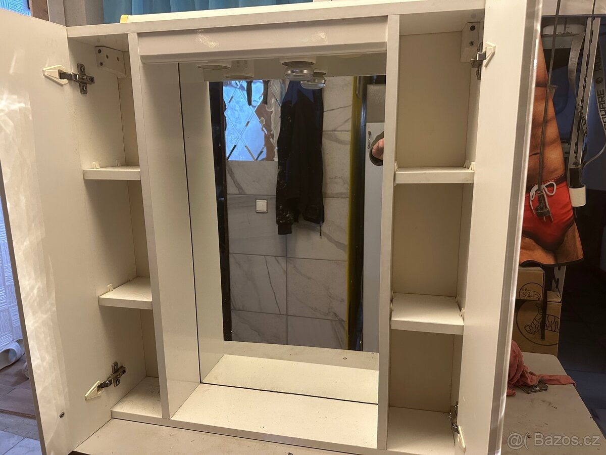 Skříňka do koupelny - 6