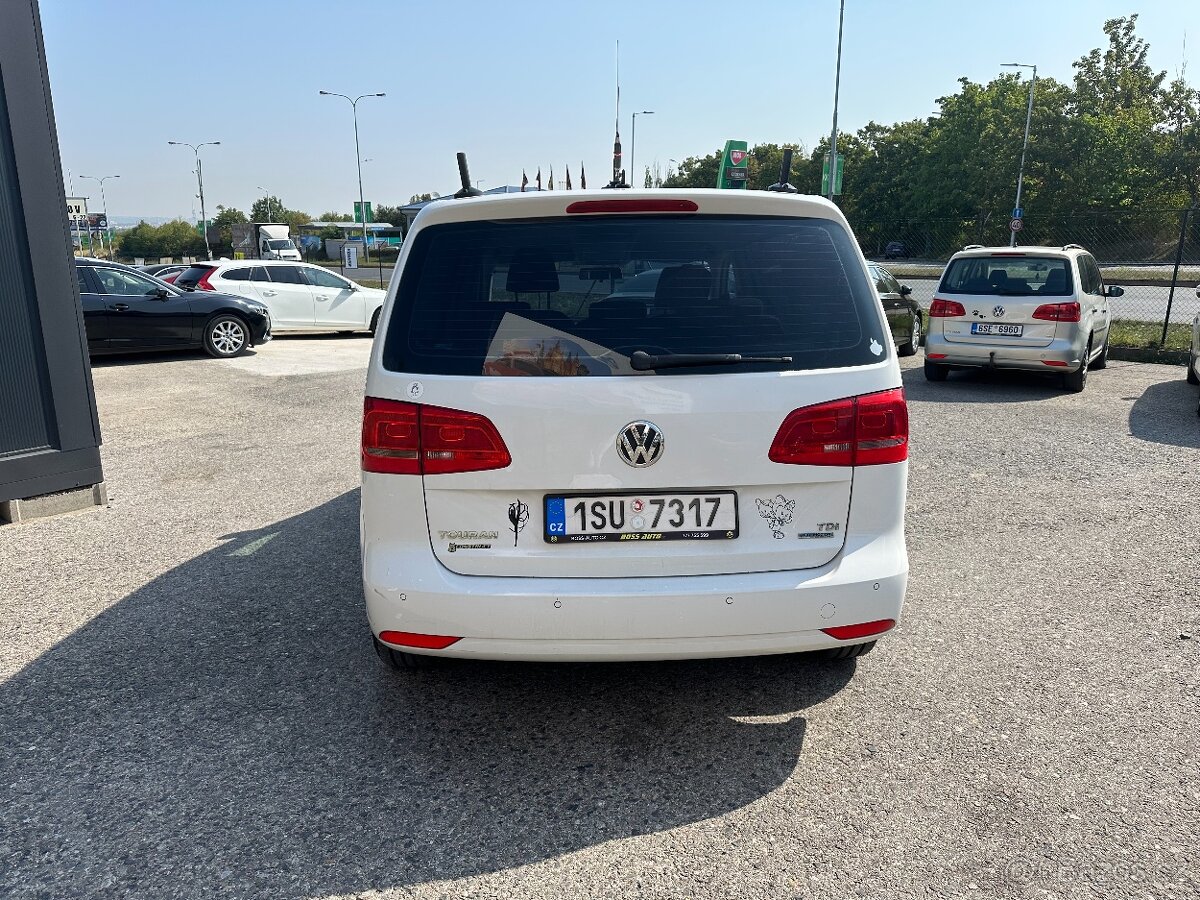 Volkswagen Touran 2011 - 6