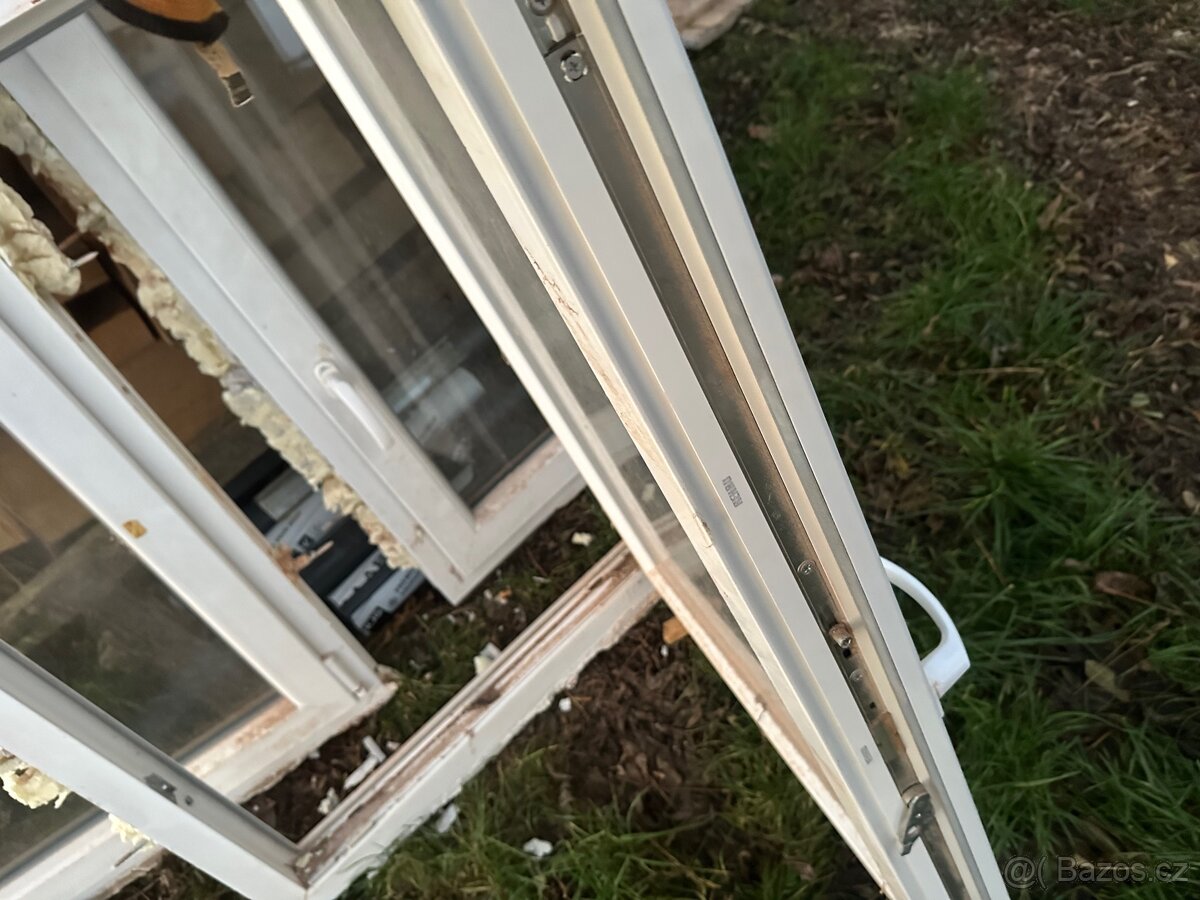 3x starší plastová okna Rehau / ABC okna 80x110cm - 6