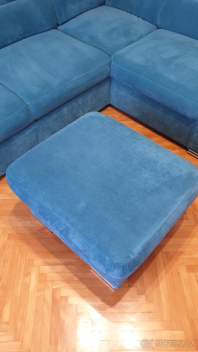 Prodám rohovou sedací soupravu rozkládací+ taburet zdarma - 6
