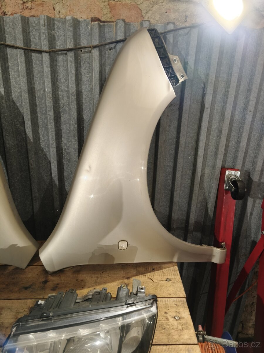 Fabia 1 facelift, předek. Nárazník, blatníky, světla, 9201 - 6