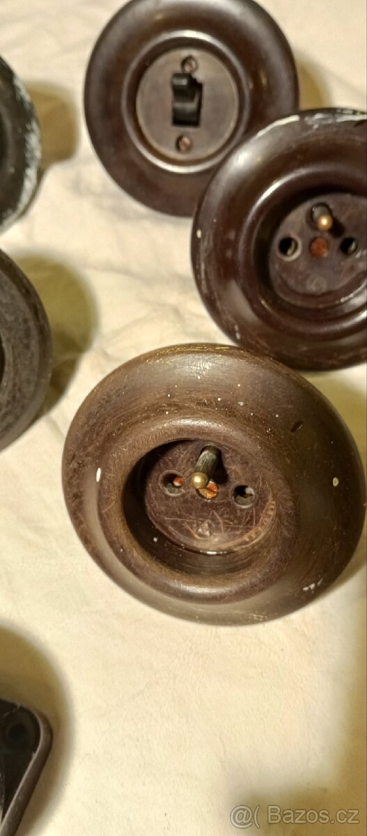 VÝMĚNA/PRODEj Bakelitové vypínače dvojpáčky atd. - 6