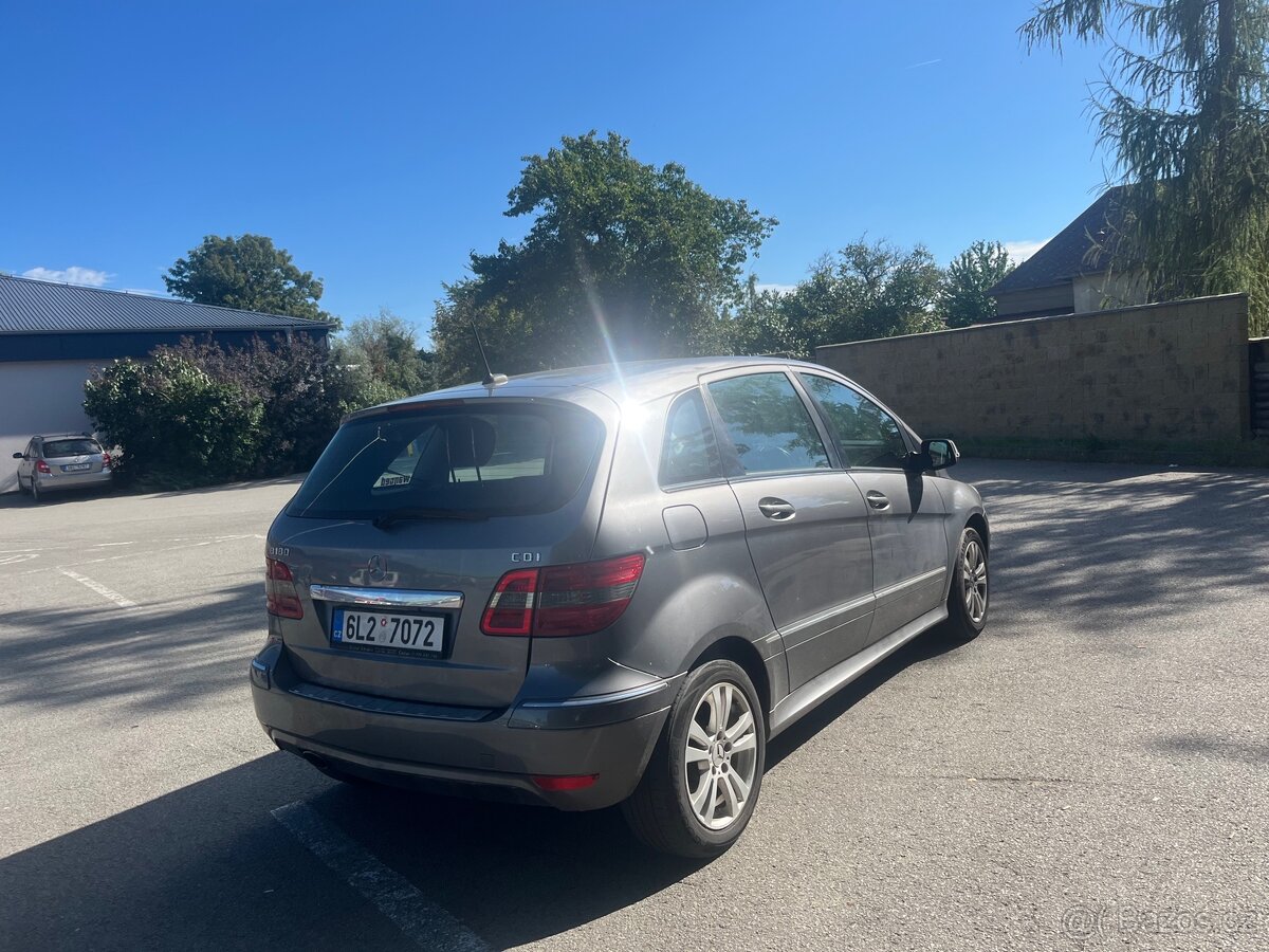 Mercedes Benz B180 CDI - 6