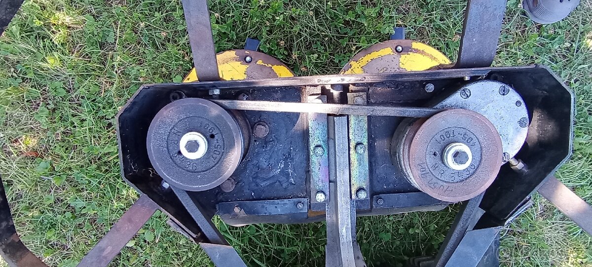 Sekačka JIKOV BDR 700 podvozek Robus - 6