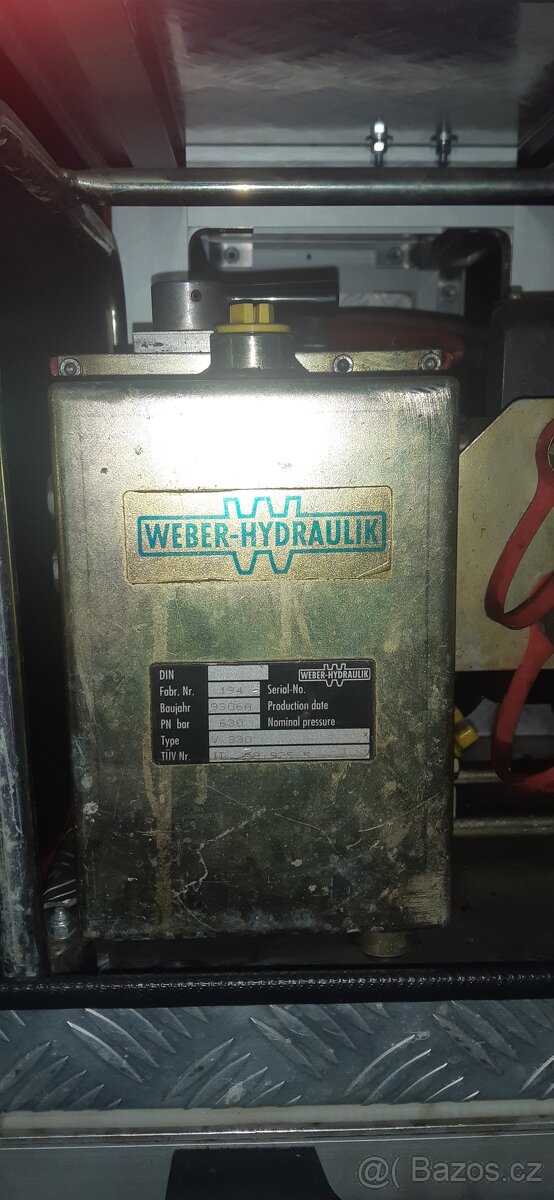 Hydraulický kombinovaný nástroj s agregátem Weber. - 6