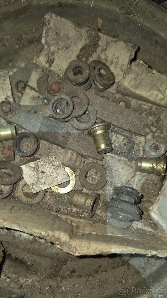 Prodám díly na FIAT 500 - 6