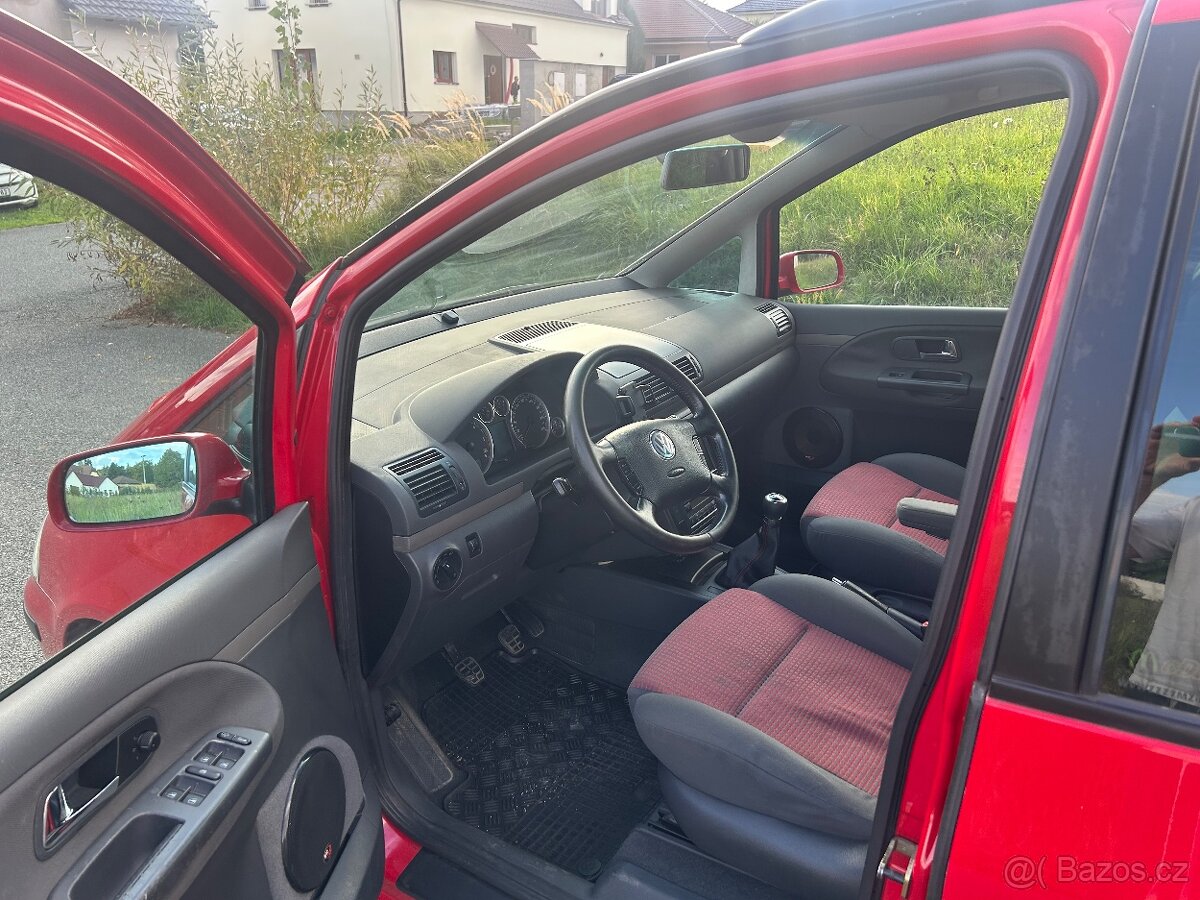 Volkswagen Sharan 1.9 TDI 96kw - 6