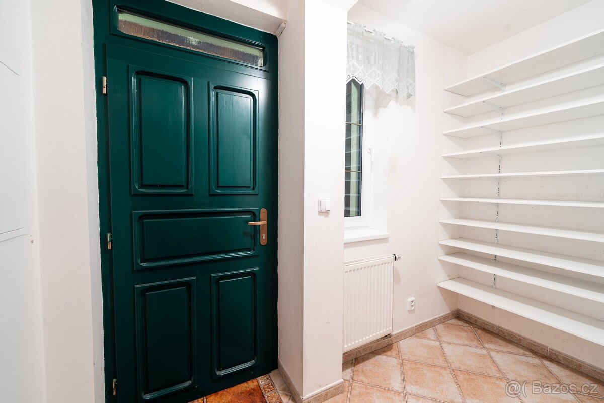 Prodej rodinného domu 293 m², Mratín, ev.č. 00068 - 6