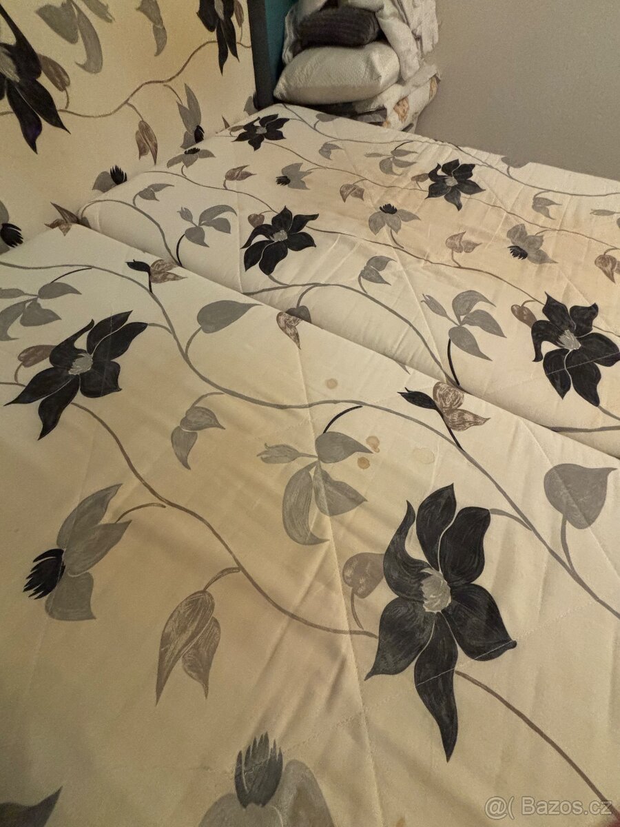 Čalouněná postel 180x200 - 6