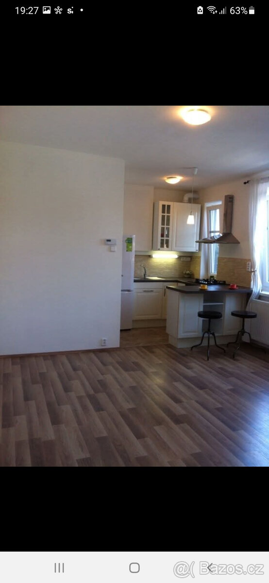 Pronájem 1/4domku ve Zlíně, 3+kk. - 6