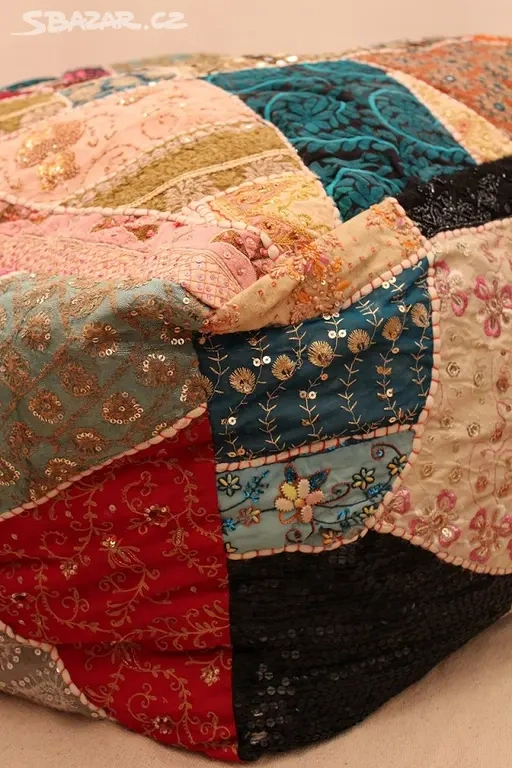 Nový designový sedací polštář Patchwork, zdobený - 6