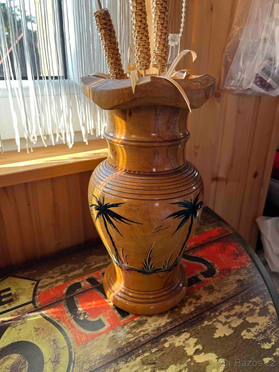 Dřevěné orientální vázy - 6