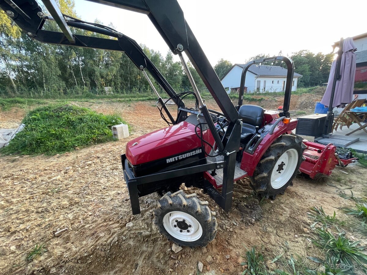 malotraktor Mitsubishi MT23 - 6