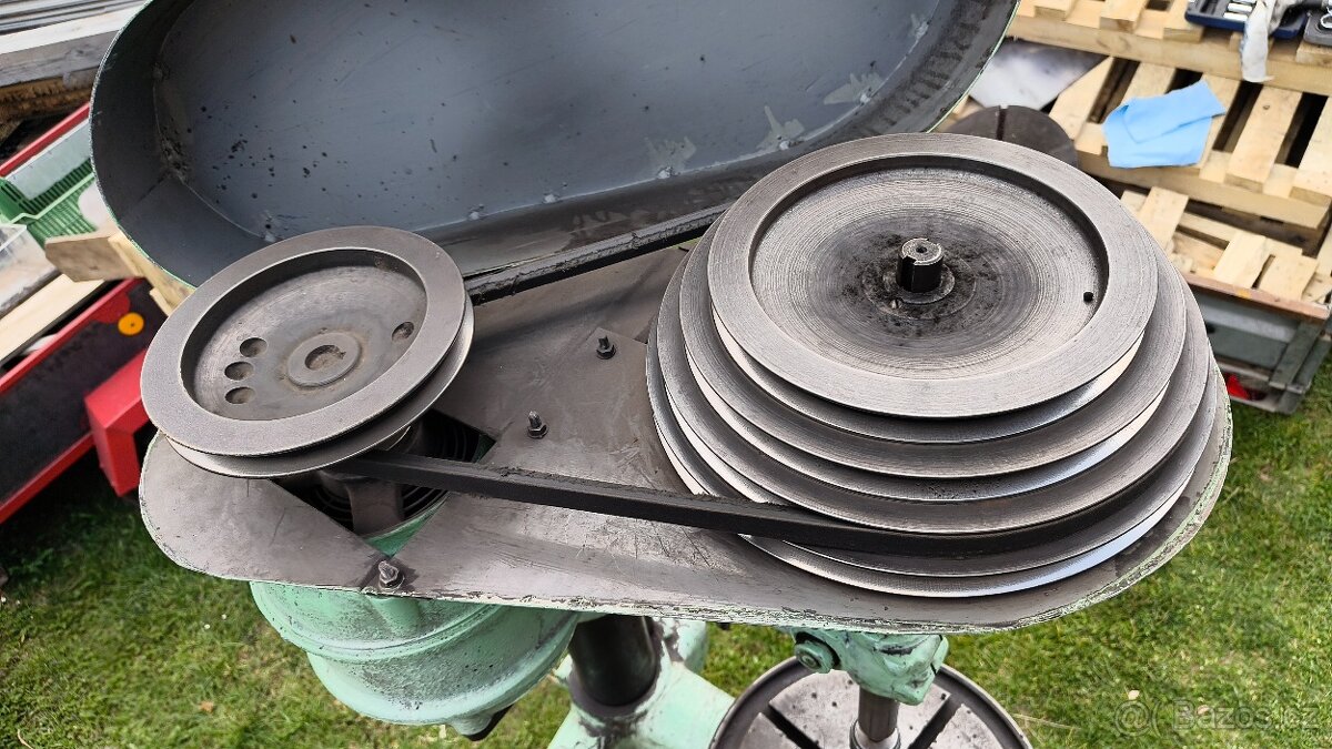 Sloupová vrtačka VK 32 - 6