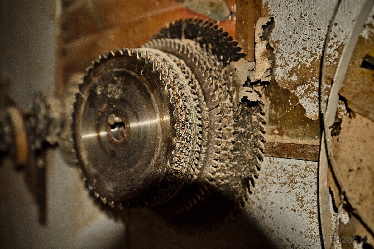 Vybavení dílny - 6