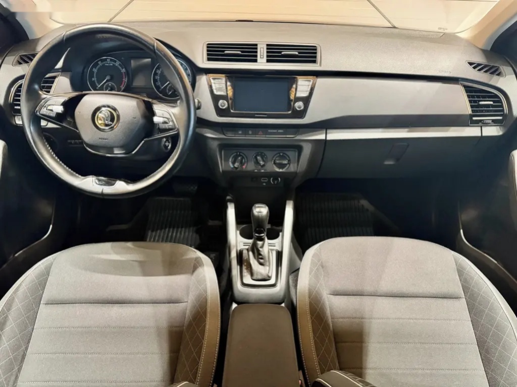 Škoda Fabia, 1.0 TSi DSG Ambition Plus - 6