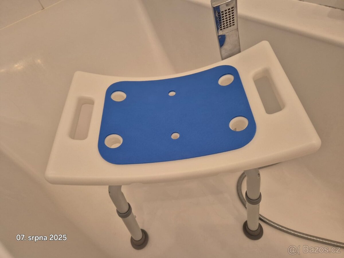 Hliníková nastavitelná sprchová stolička - 6