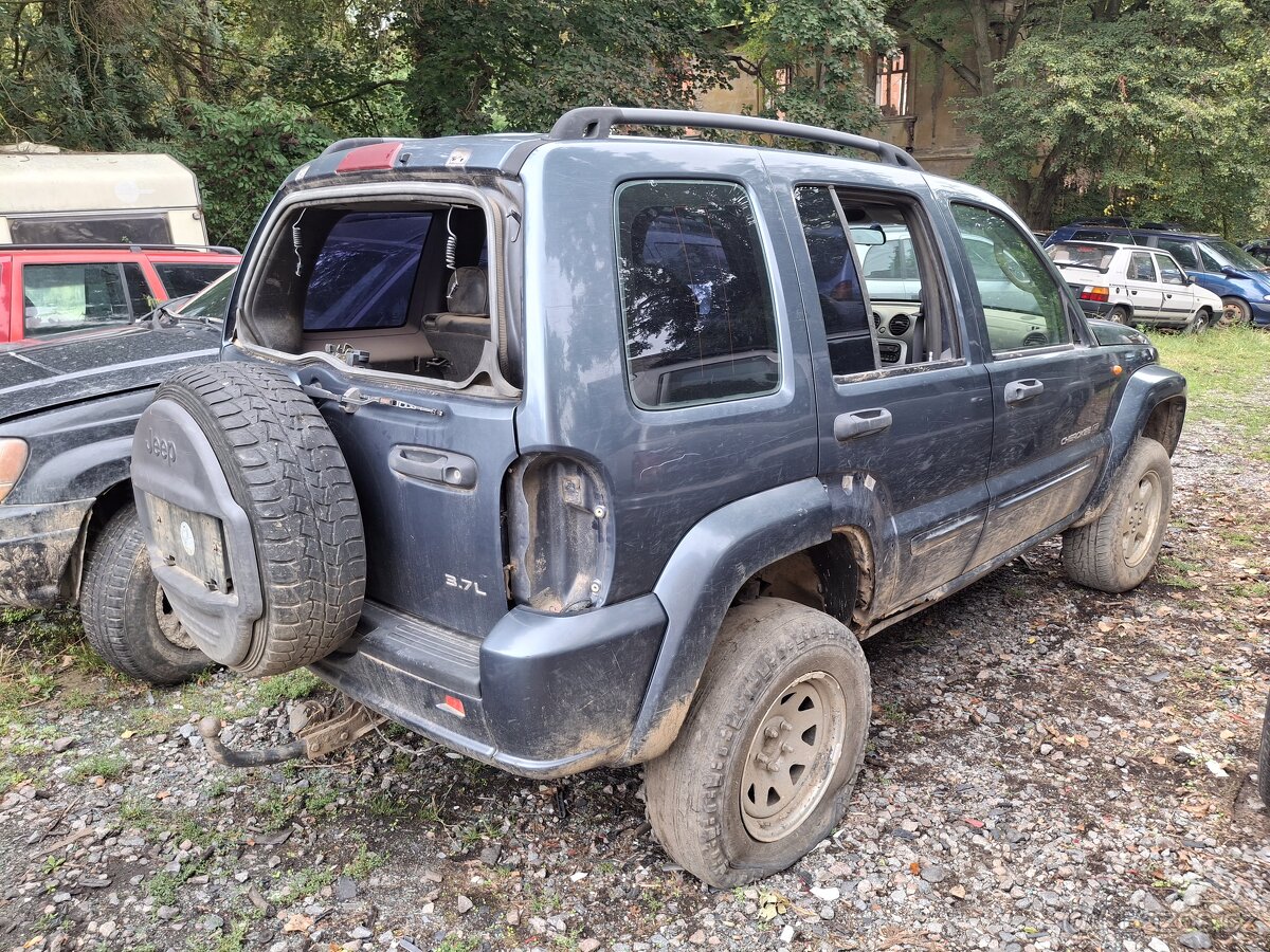 Nahradni dily jeep cherokee kj - 6