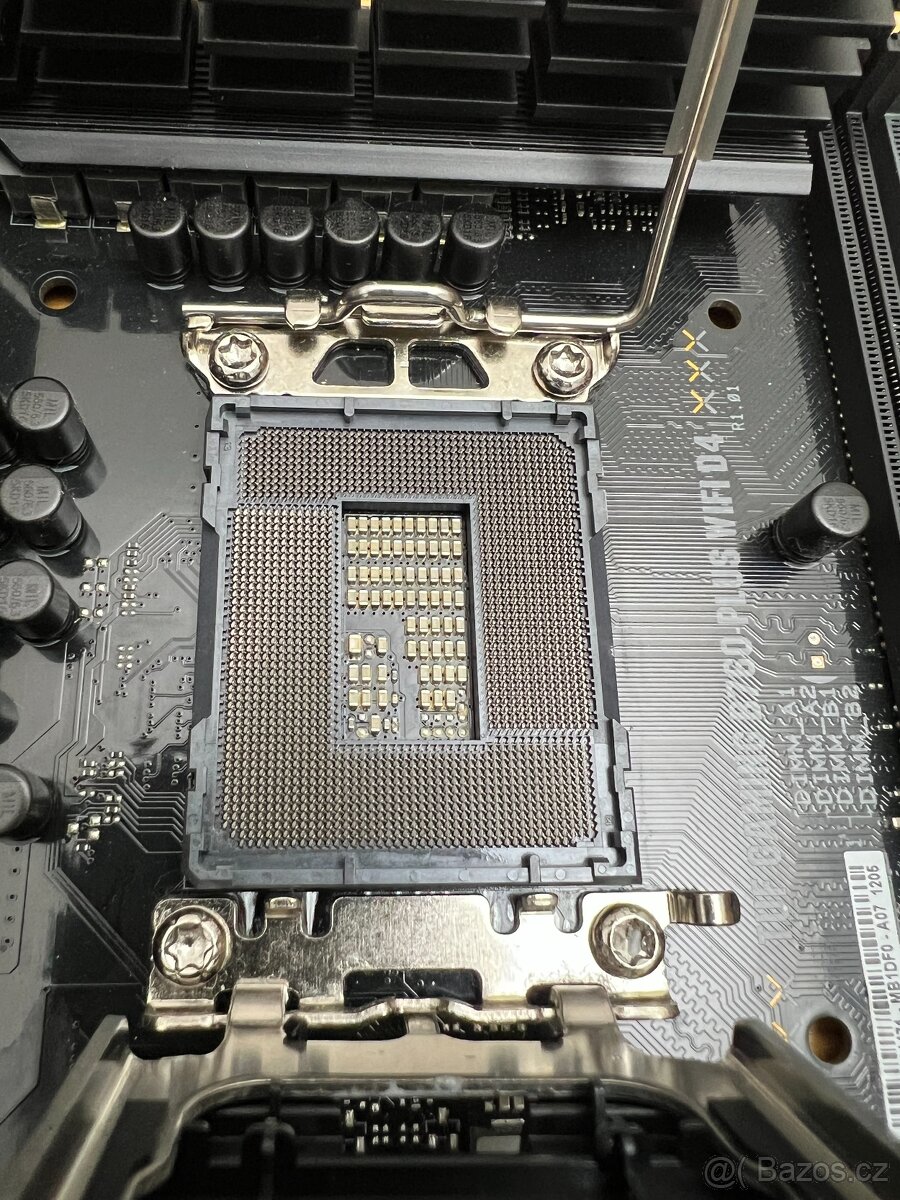 ASUS TUF GAMING B760-PLUS WIFI D4 Socket 1700,Funkční,Záruka - 6