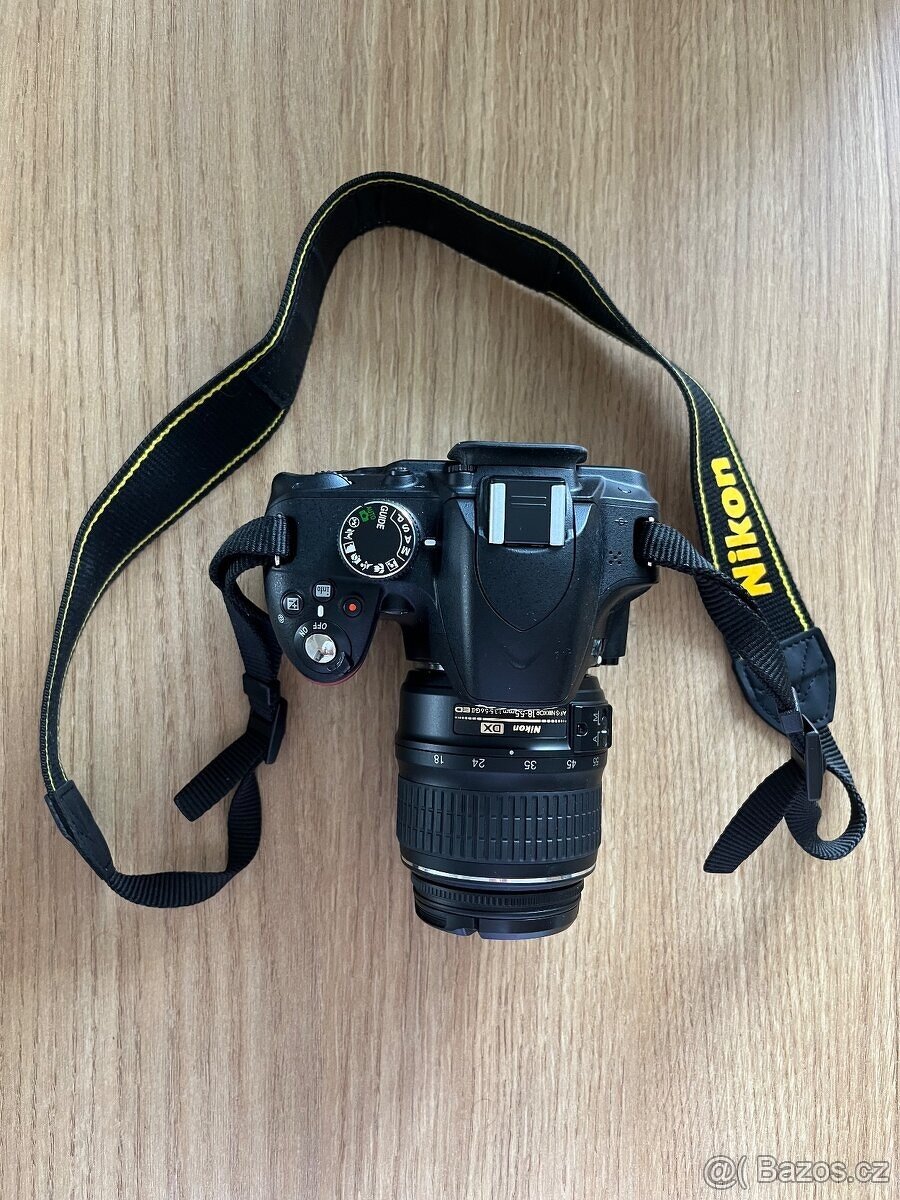 Zrcadlovka Nikon D3200 včetně objektivu a příslušenství - 6