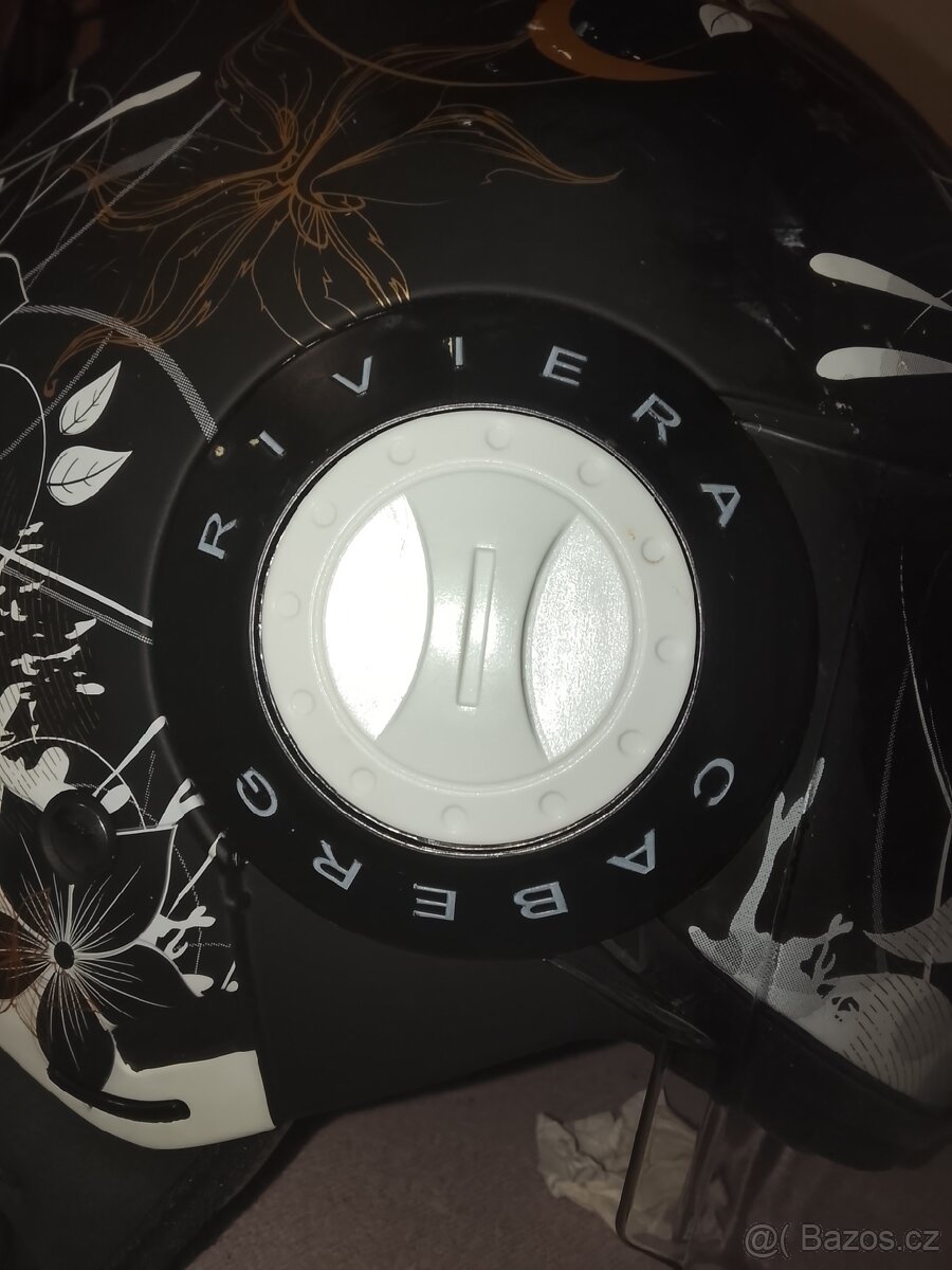 Motorkářská helma - 6