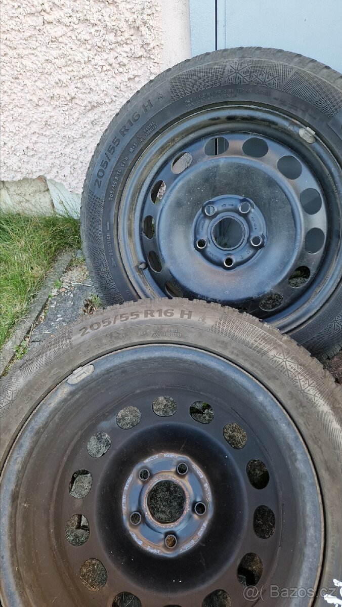 Zimaky na plechu ze superb 2. Pneu 205/55 r16 - 6