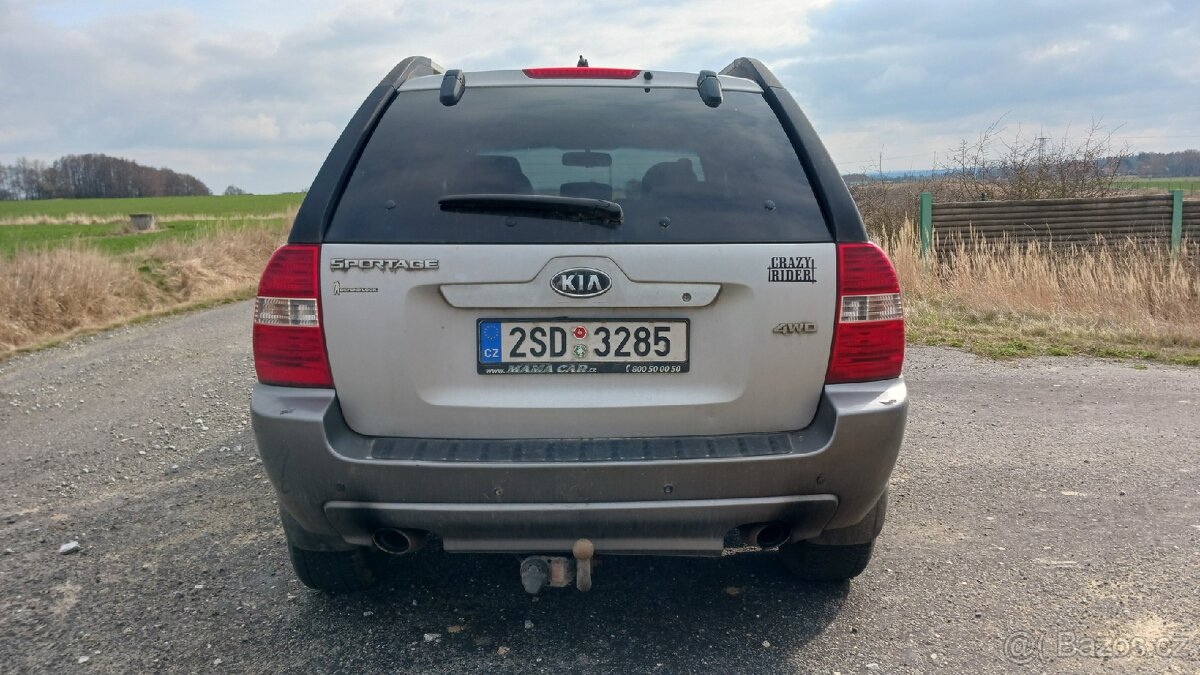 Kia Sportage 2.0 crdi 4x4 - 6