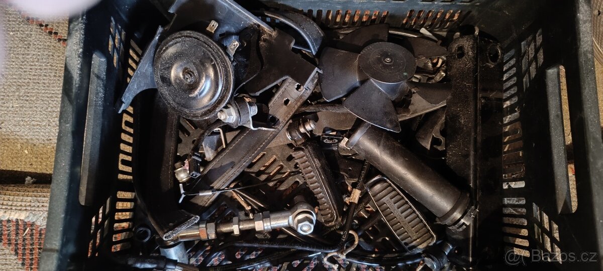 Harley Davidson breakout stavba+ v rod díly - 6