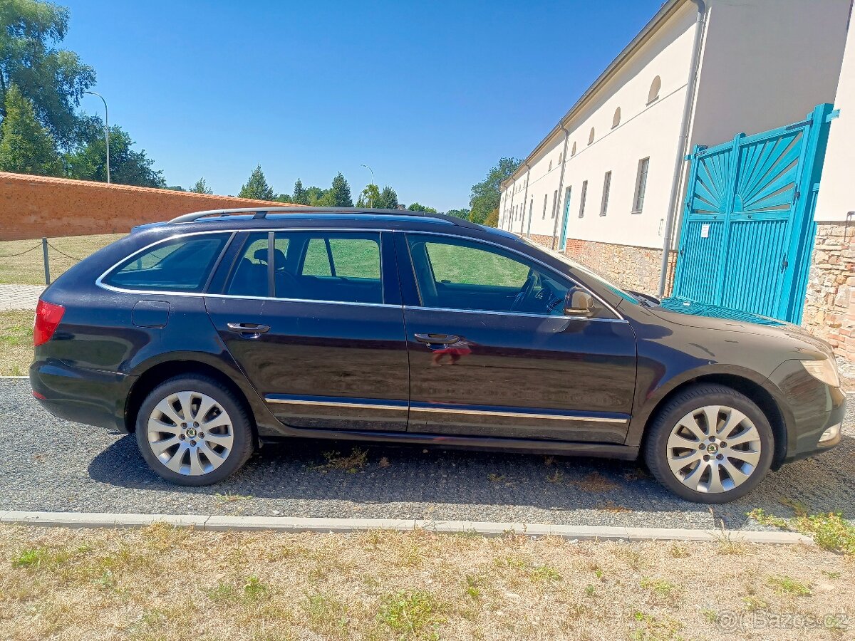 ŠKODA SUPERB II COMBI 2.0 TDI 103 KW - 6