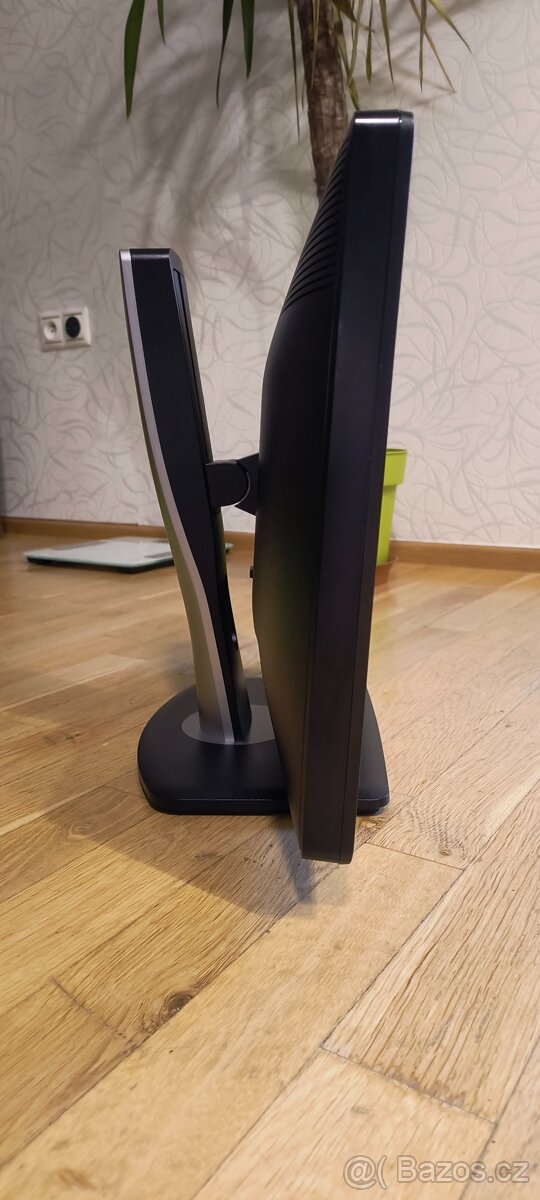 LCD monitor Dell 0Y57VF - 6