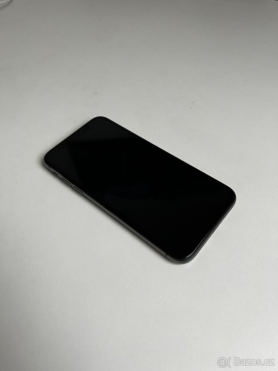 Apple iPhone X 64GB vesmírně šedý - 6