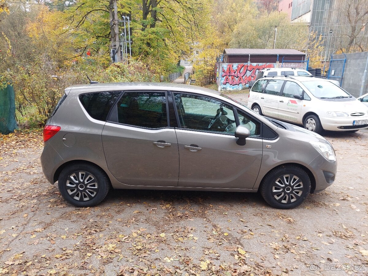 Opel Meriva B 1.4 16V, 88kw, rok 2011.. - 6