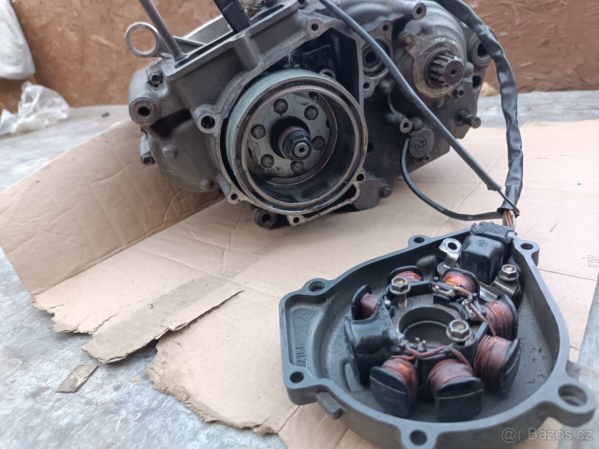 Husqvarna 510 spodek motoru - 6