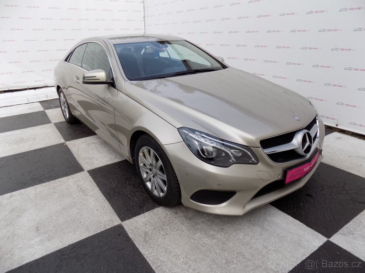 Mercedes-Benz Třídy E 220d Coupé/Full-Led/NAVI/ - 6