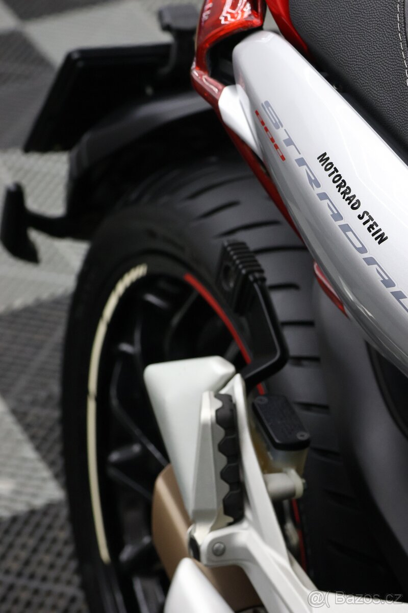 MV Agusta Stradale 800 (2015) - 6