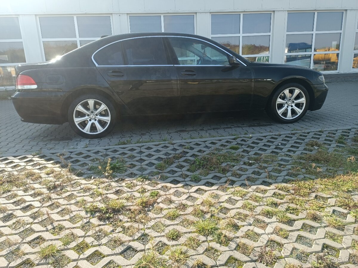 BMW 730 3.0D 160 kW Automat Rok 2004 - 6
