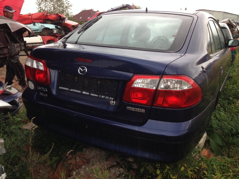Mazda 626 2,0 DITD 2002 sedan - jen dily - 6