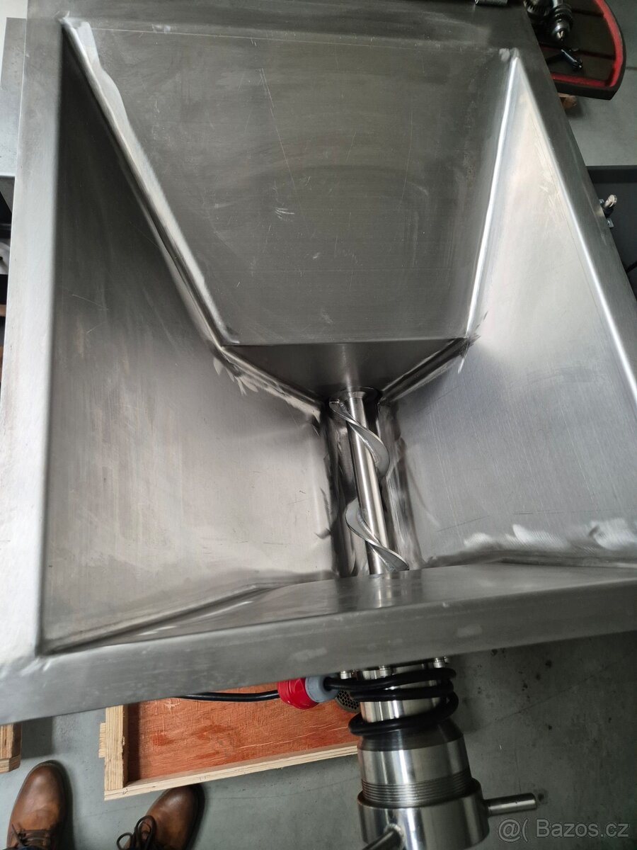 ŘEZAČKA MASA JR 100 MLÝNEK NA MASO VLČEK - 6