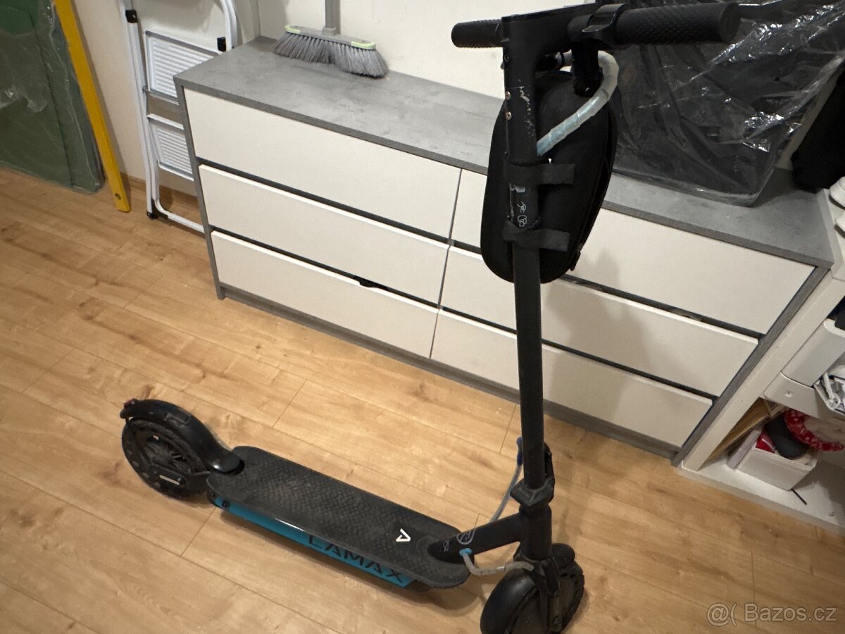 Elektrická kolobežka LAMAX eCruiser SC30 - 6