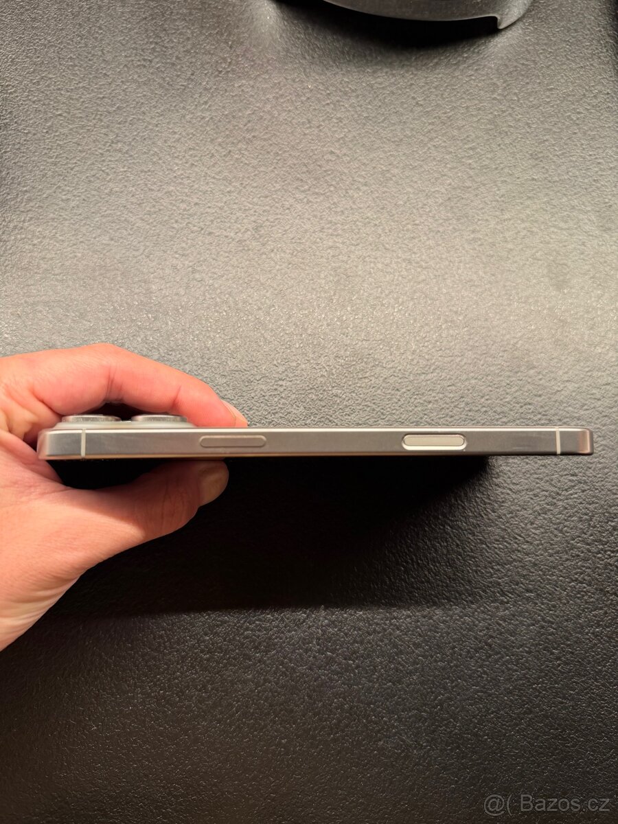 iPhone 16 Pro Max 512 GB - 6