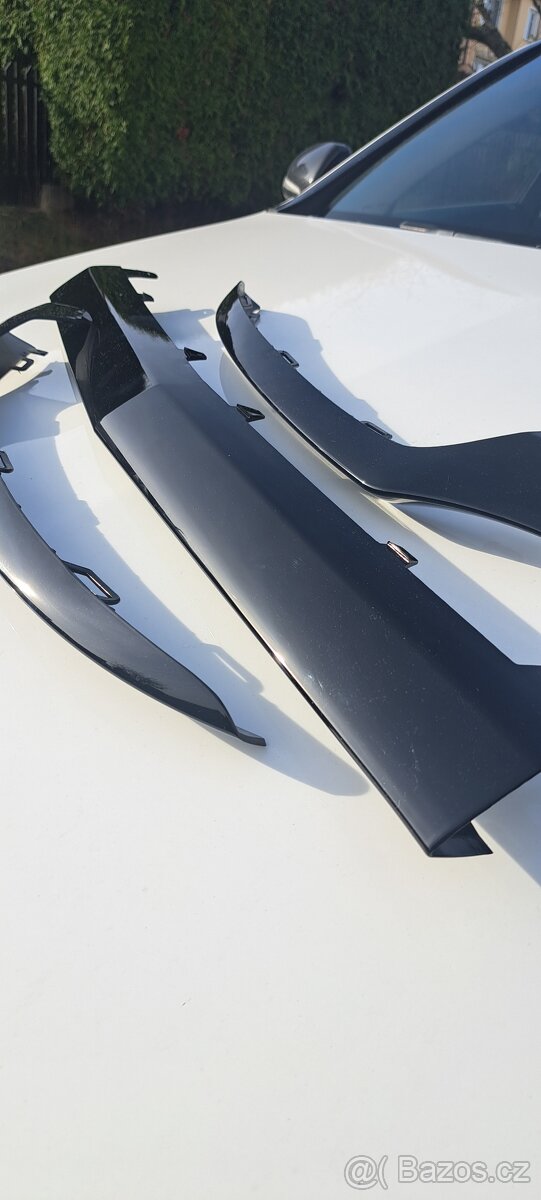 Mercedes w205 splitter - 6