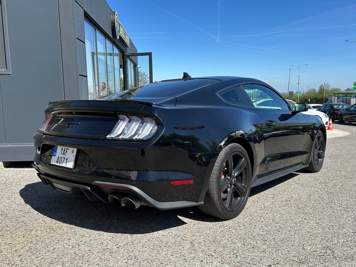 Ford Mustang 2021 - 6