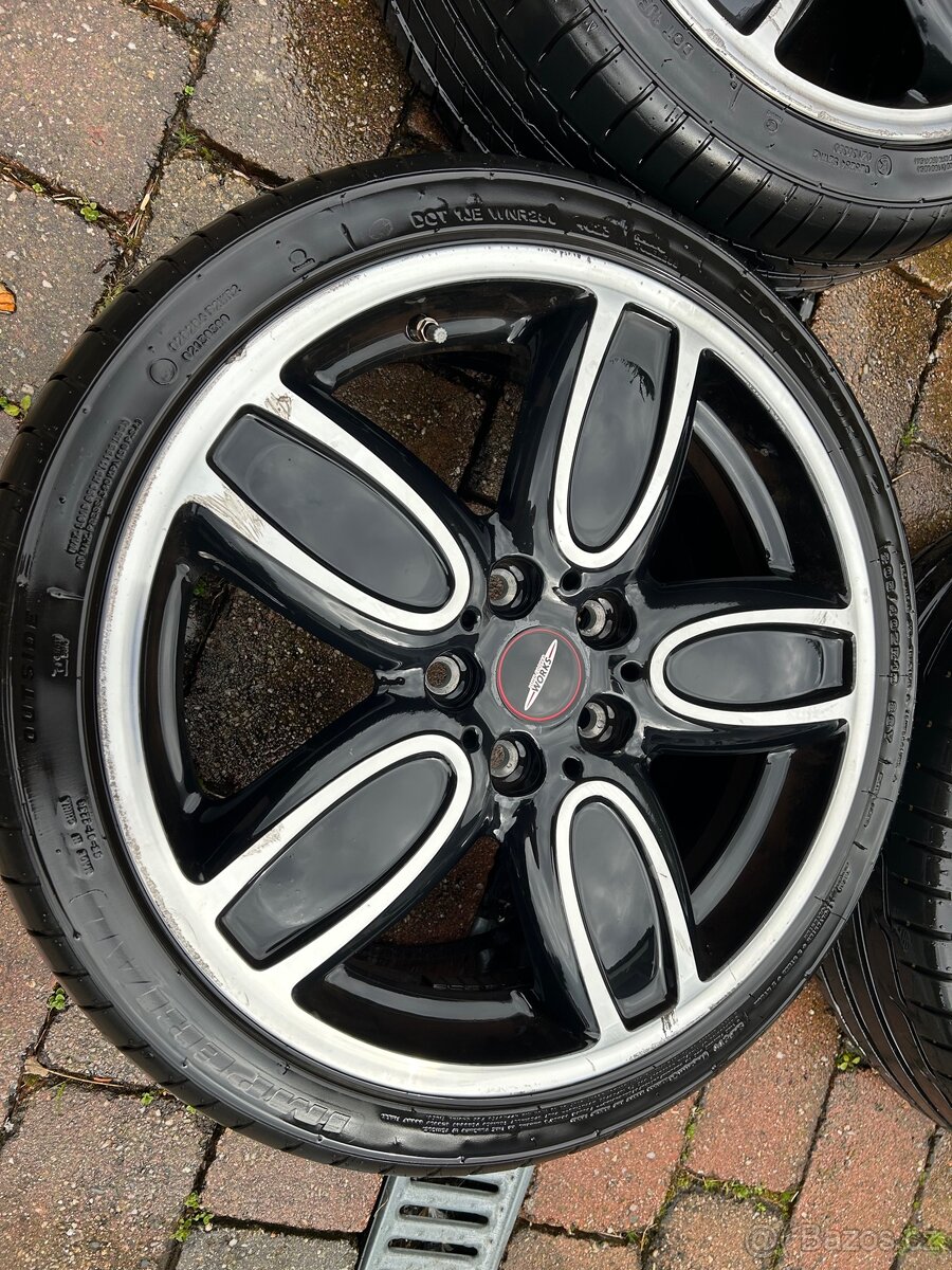 Mini cooper JCW kola r18 - 6
