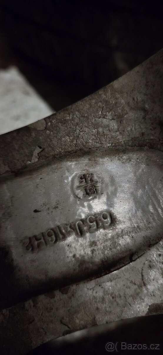 Alu kola r16, 5,114,3 zimní pneu 215/65C - 6