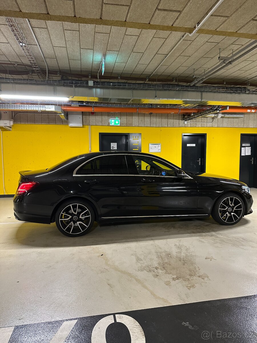 2020 Mercedes C-Class C220d - 6